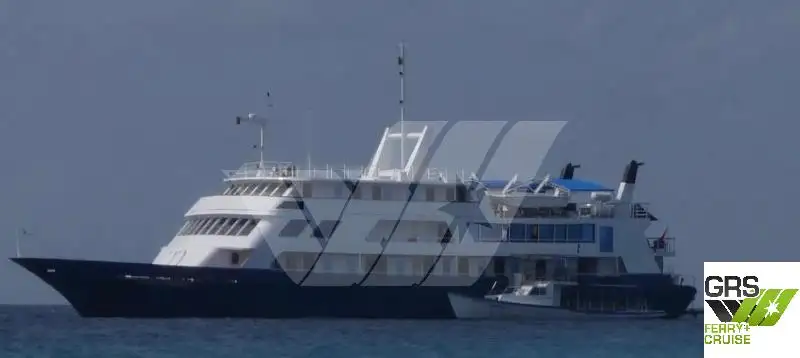 Kapal pelayaran untuk dijual