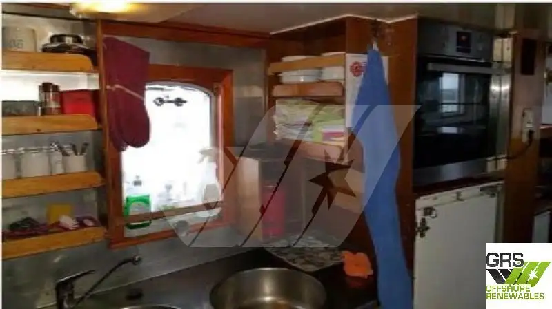 Kapal kerja untuk dijual
