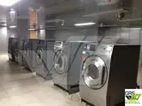 Kapal penginapan untuk dijual