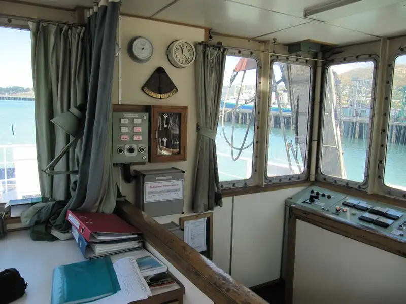 Kapal tunda untuk dijual