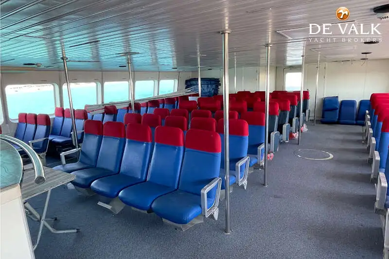 Kapal layar untuk dijual