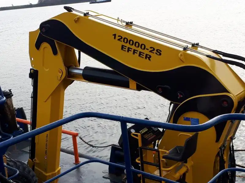 Kapal tunda untuk dijual