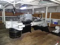 Kapal penyelidik untuk dijual