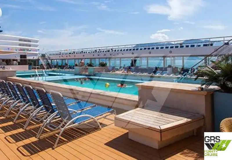 Kapal pelayaran untuk dijual