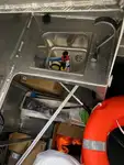 Kapal penyelamat untuk dijual