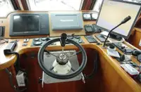 Kapal tinjauan untuk dijual