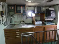 Kapal bekalan untuk dijual