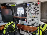 Kapal penyelamat untuk dijual