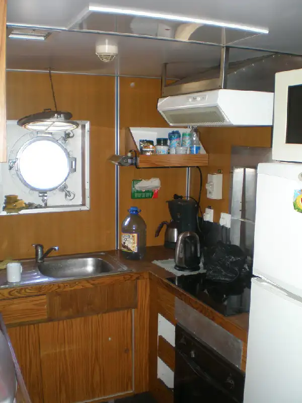 Kapal tunda untuk dijual