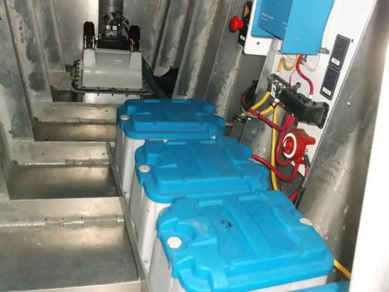 Kapal pelayaran untuk dijual