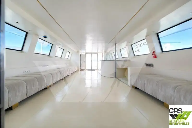 Kapal pelayaran untuk dijual
