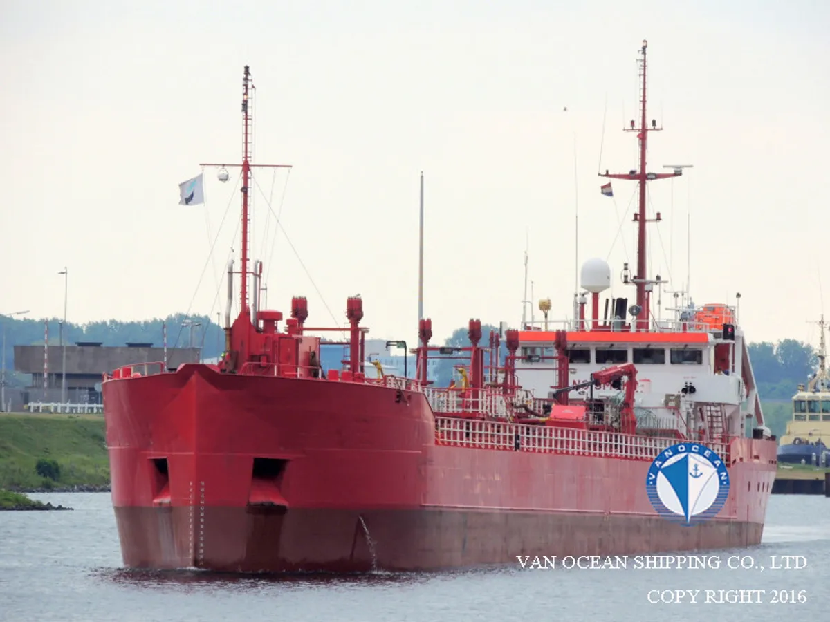 Tangki minyak/kimia untuk dijual