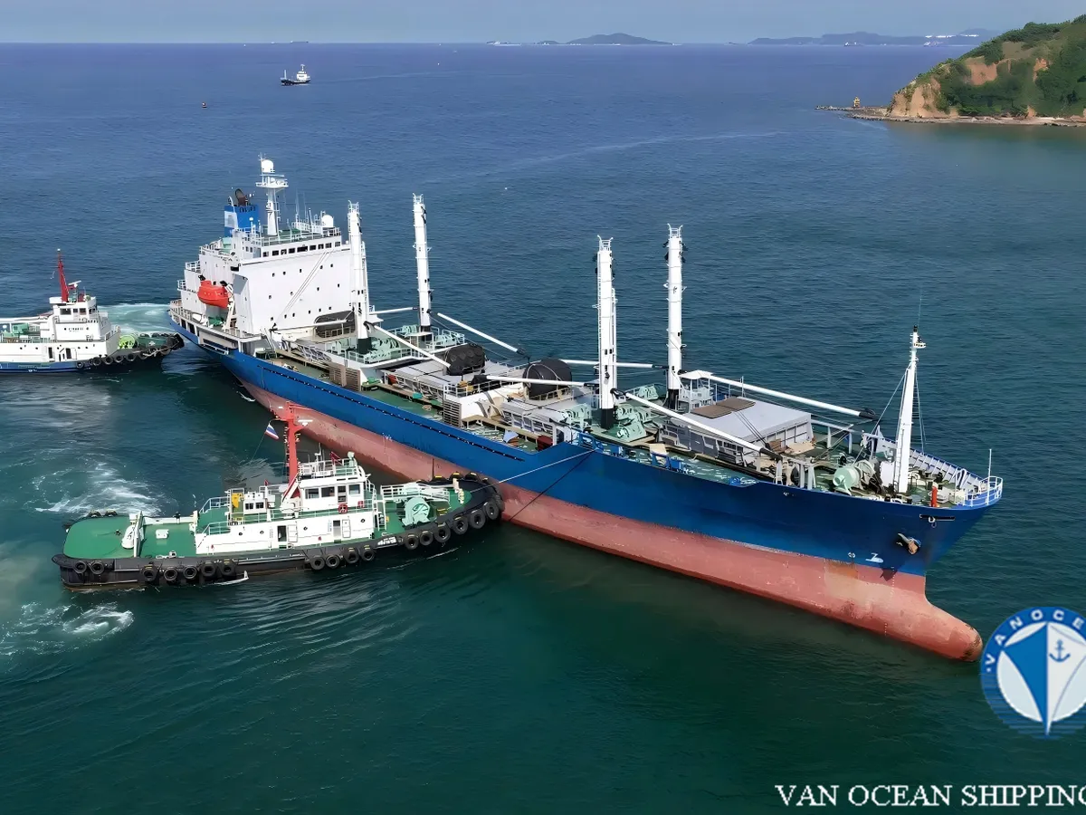 Kapal peti sejuk untuk dijual