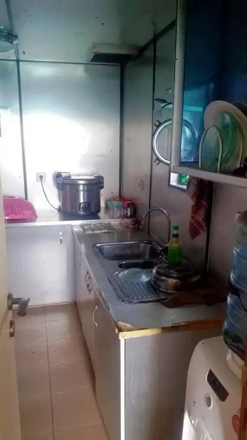 Kapal pendaratan, tangki untuk dijual