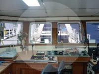 Kapal memancing untuk dijual