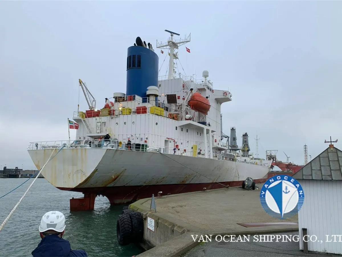 Kapal peti sejuk untuk dijual