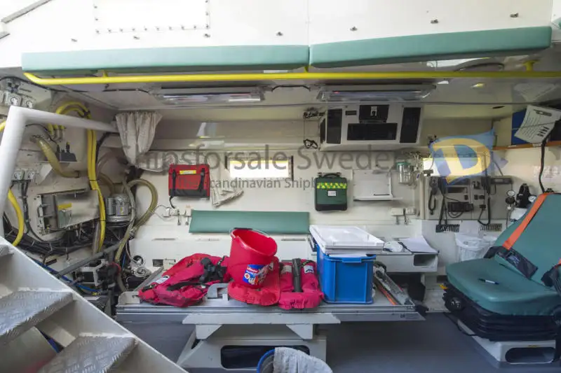 Kapal penyelamat untuk dijual