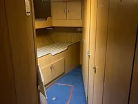 Kapal rondaan untuk dijual