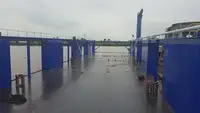 Dok terapung untuk jualan