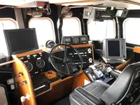 Kapal penyelamat untuk dijual