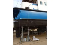 Kapal penumpang untuk dijual