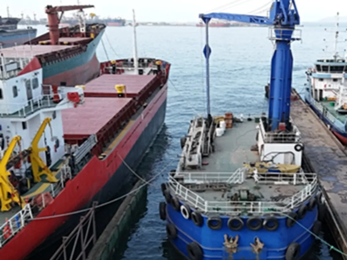 Kapal kerja untuk dijual