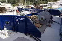 Kapal pelayaran untuk dijual