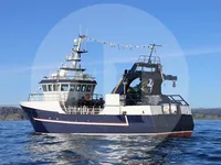 Kapal memancing untuk dijual