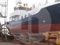 Kapal memancing untuk dijual