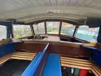 Kapal feri untuk dijual
