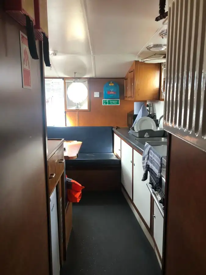 Kapal tunda untuk dijual