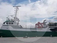 Kapal memancing untuk dijual