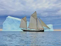 Yacht untuk dijual
