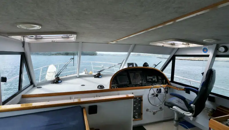 Kapal penyelidik untuk dijual