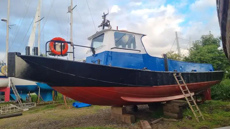 Kapal kerja untuk dijual