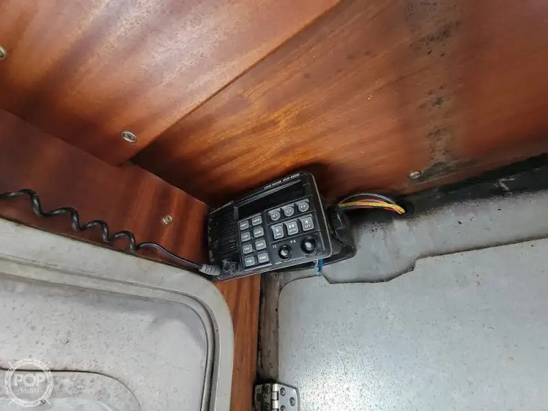 Kapal penyelamat untuk dijual