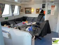 Kapal pelayaran untuk dijual