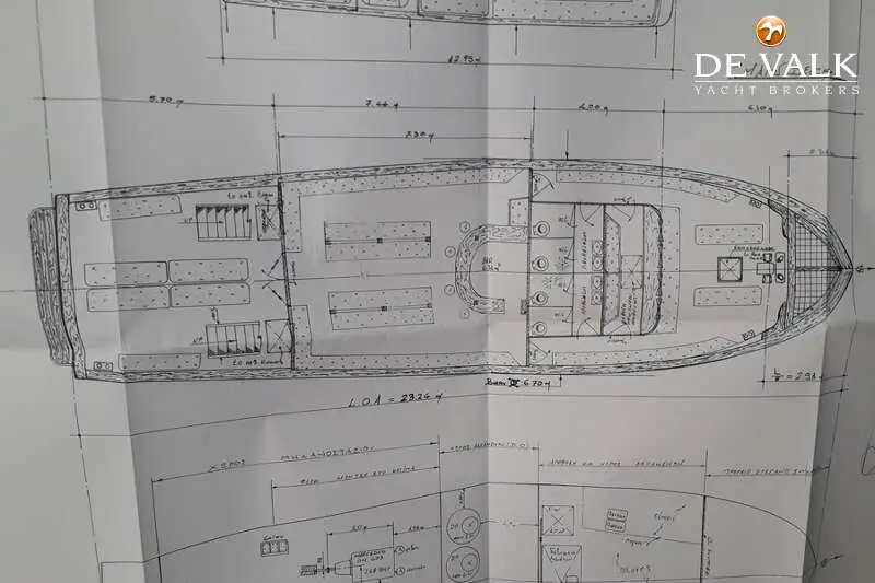 Kapal feri untuk dijual