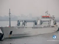 Kapal peti sejuk untuk dijual