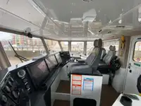 Kapal kerja untuk dijual