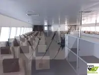 Kapal kerja untuk dijual