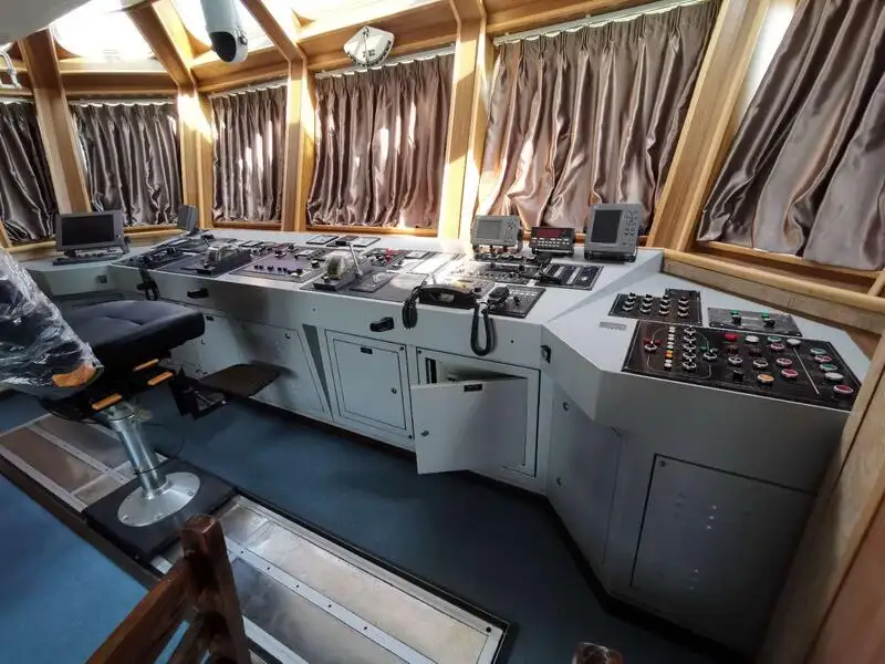 Kapal tunda untuk dijual