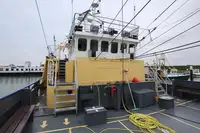 Kapal penumpang untuk dijual