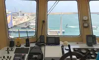 Kapal feri untuk dijual
