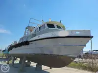 Kapal anak kapal untuk dijual