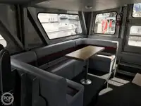 Kapal anak kapal untuk dijual