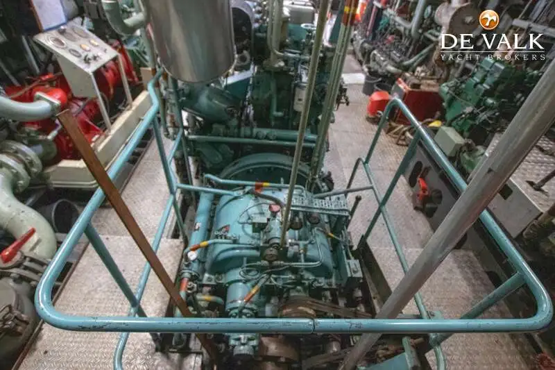 Kapal rondaan untuk dijual