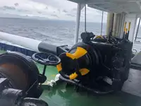 Kapal peti sejuk untuk dijual
