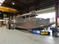 Kapal penyelamat untuk dijual