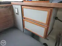 Kapal penyelamat untuk dijual